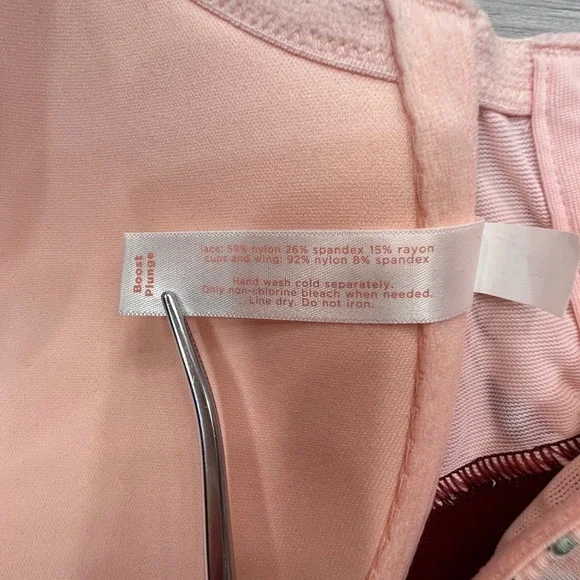 Cacique Pink Floral Boost Plunge Bra Front Closure 42C - Picture 4 of 10